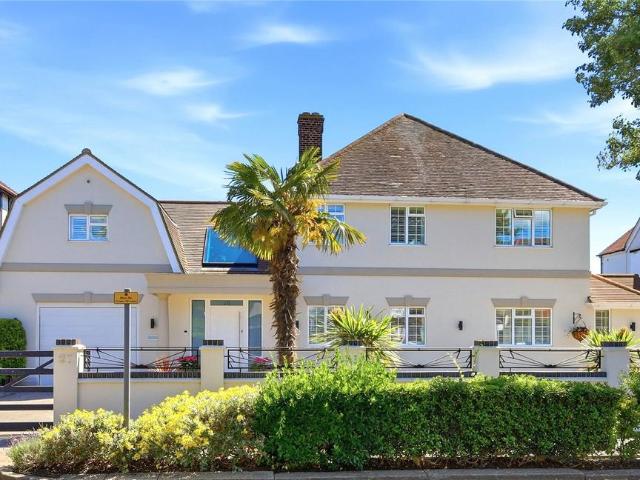 House for sale in North Shoebury, Alton Barnes