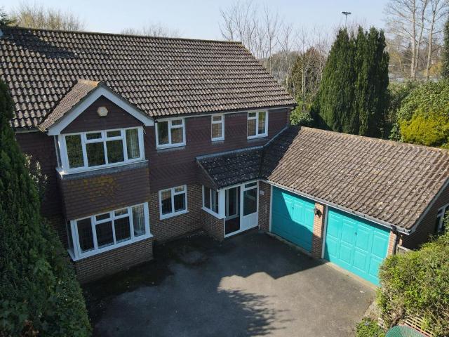 House for sale in Hales Place, The Bridge