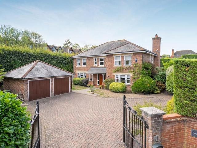 House for sale in Sunninghill and Ascot, Ascot