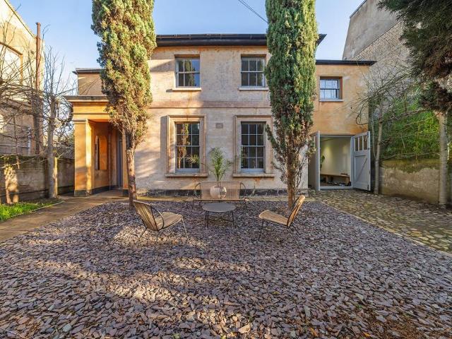 House for sale in Stockwell, Greater London