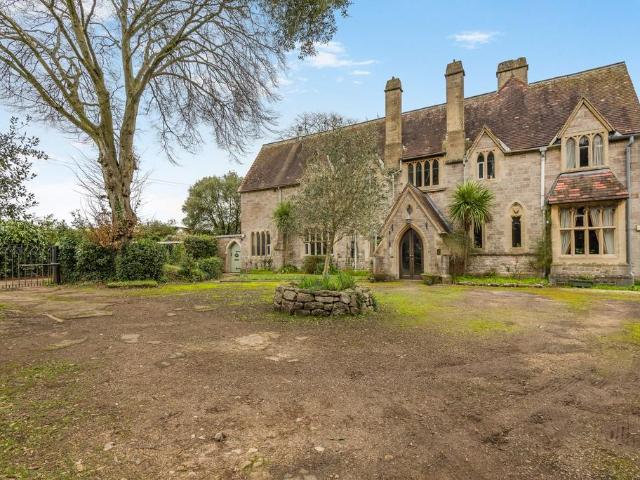 House for sale in Caldicot