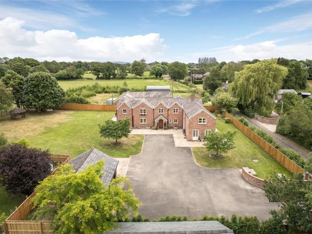 House for sale in Allostock