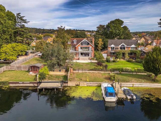House for sale in Wooburn, Little Marlow