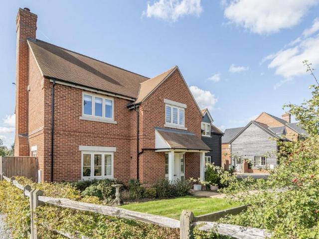 House for sale in Dinton, Buckinghamshire