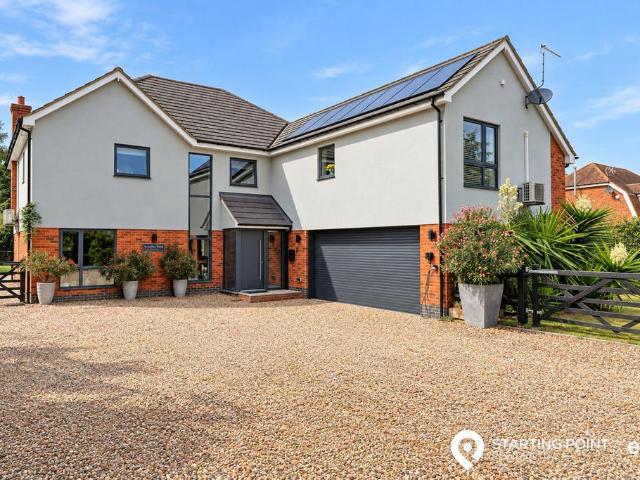 House for sale in Burnham-on-Crouch, Maldon