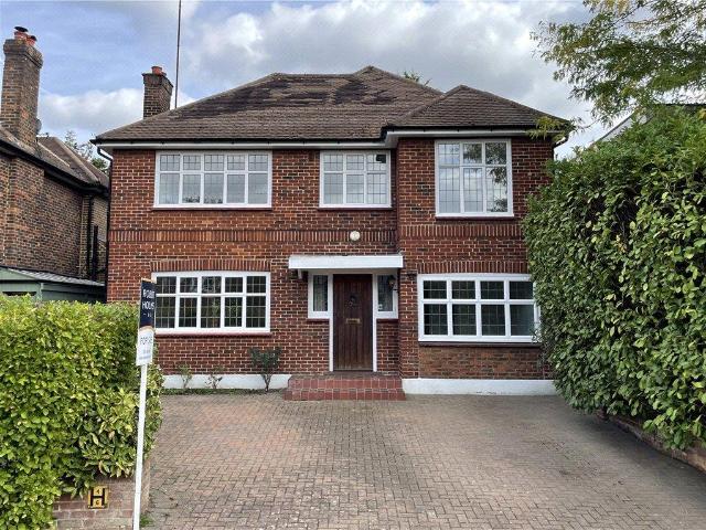 House for sale in Copse Hill, Greater London