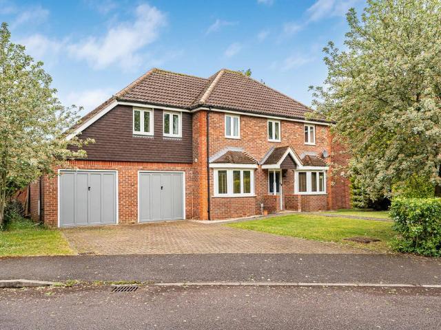 House for sale in Evershot, Oxfordshire
