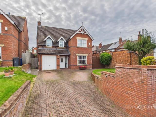 House for sale in Winshill, Beamhurst