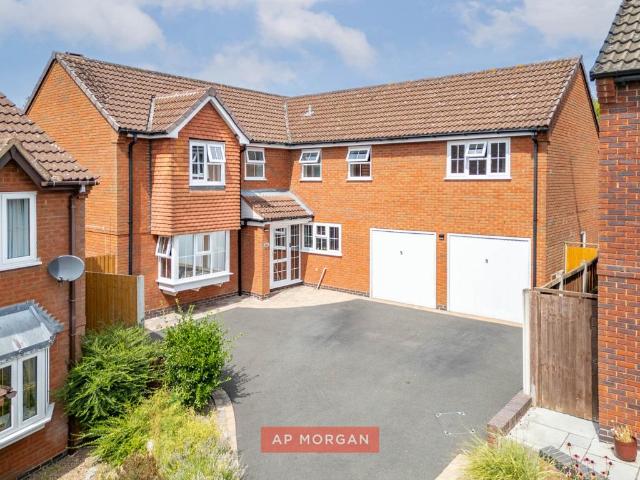 House for sale in Astwood Bank, Redditch