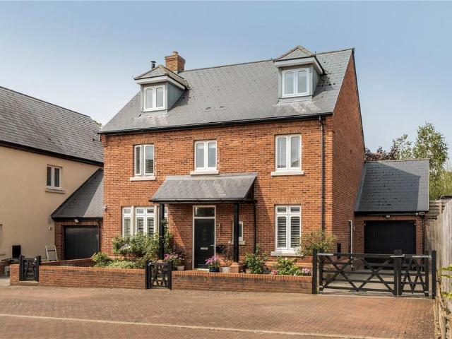 House for sale in Evershot, Oxfordshire
