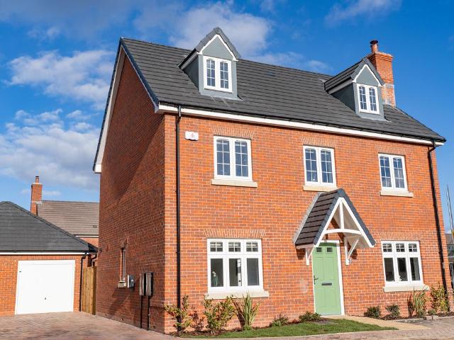 House for sale in Green Close, Warwickshire
