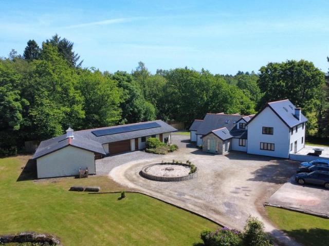 House for sale in Welsh St. Donats, Wales