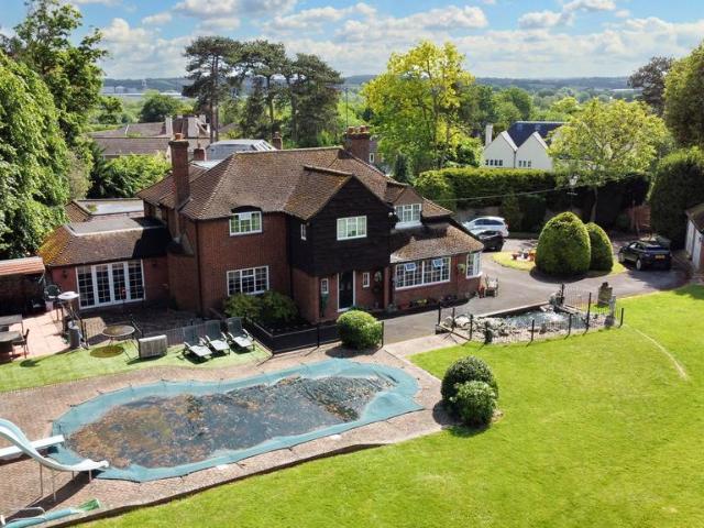 House for sale in Broxbourne, Hertfordshire