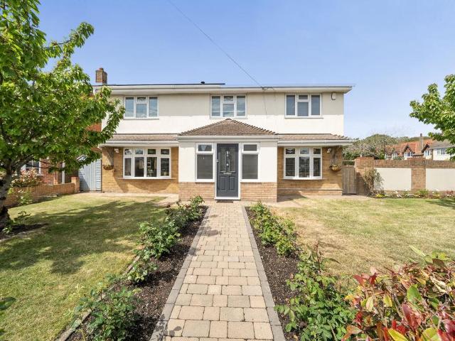 House for sale in Middlecroft, Hampshire