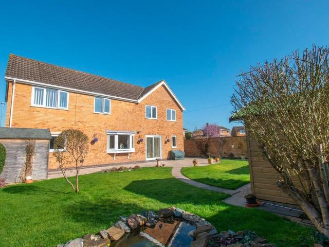 House for sale in Stanford On Avon, Leicestershire