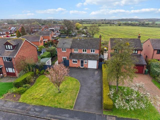 House for sale in Drakes Broughton and Wadborough, Crookhill