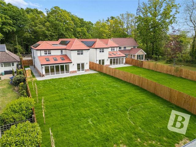 House for sale in Kelvedon Hatch, Brentwood