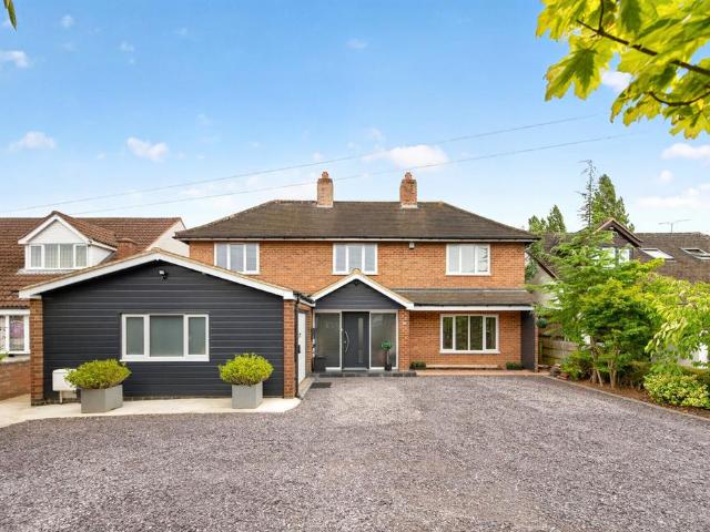 House for sale in Hillmorton Paddox, New Bilton