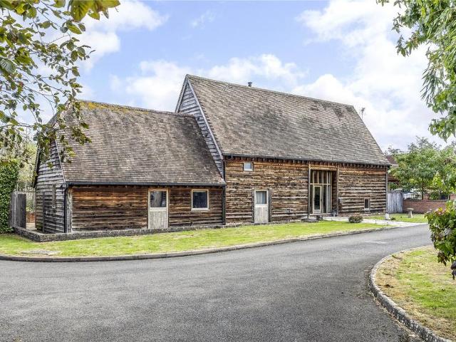 House for sale in Stoke Orchard, Tewkesbury