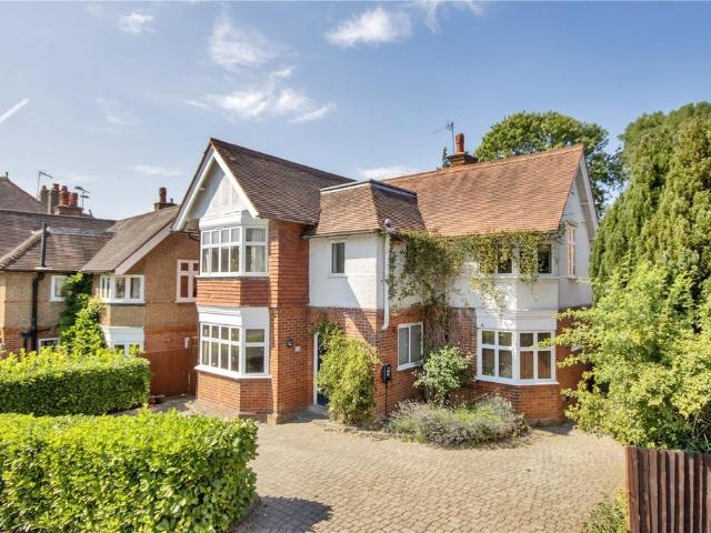 House for sale in Kippington, Sevenoaks