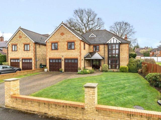 House for sale in Batchworth