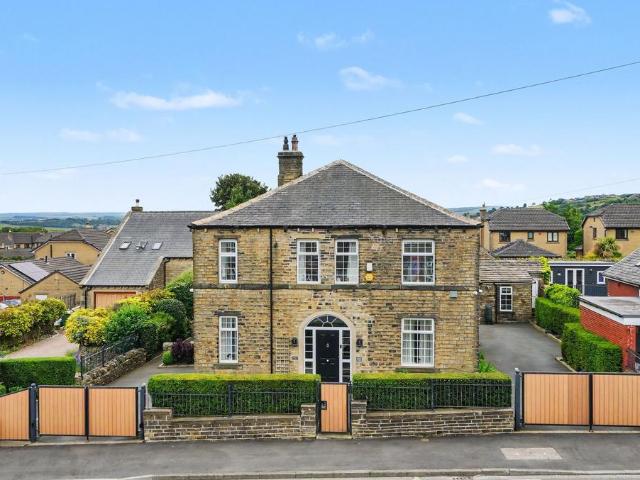 House for sale in West Yorkshire