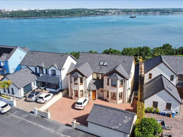 House for sale in Pembroke Dock, Wales