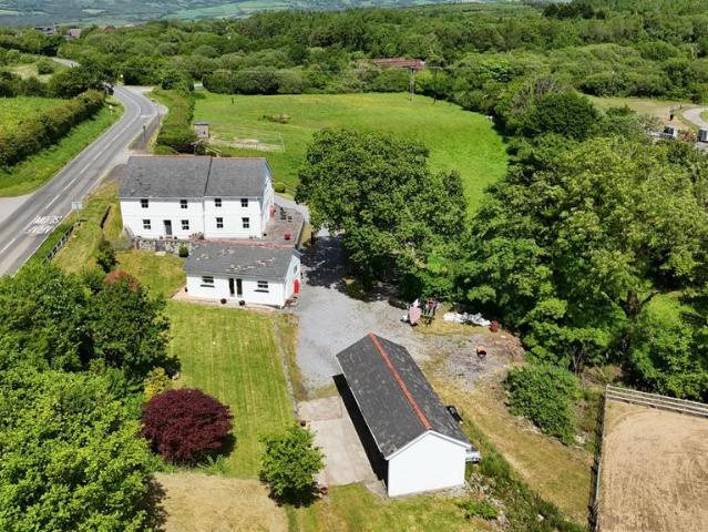 House for sale in Cynheidre, Wales
