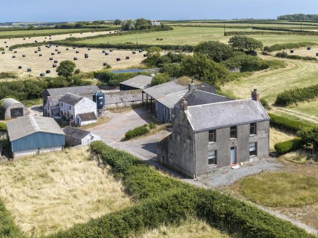 House for sale in Hundleton, Wales