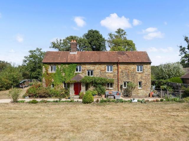 House for sale in Perryfields, West Sussex