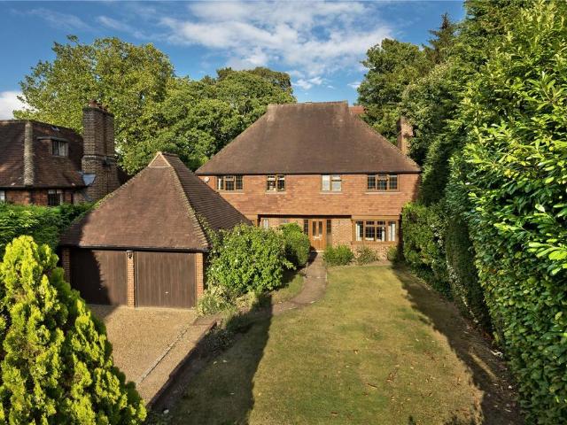 House for sale in Lower Green Esher, Blackhills