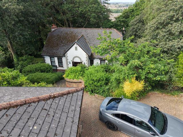 House for sale in Noctorum, Oxton