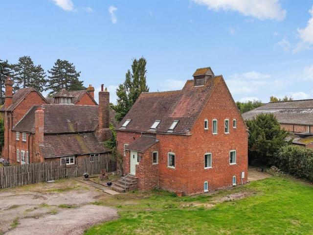 House for sale in Brockamin, Forthampton