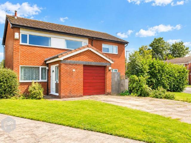 House for sale in Longbarn
