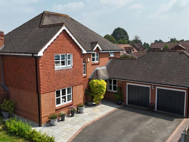 House for sale in Baswich, Staffordshire