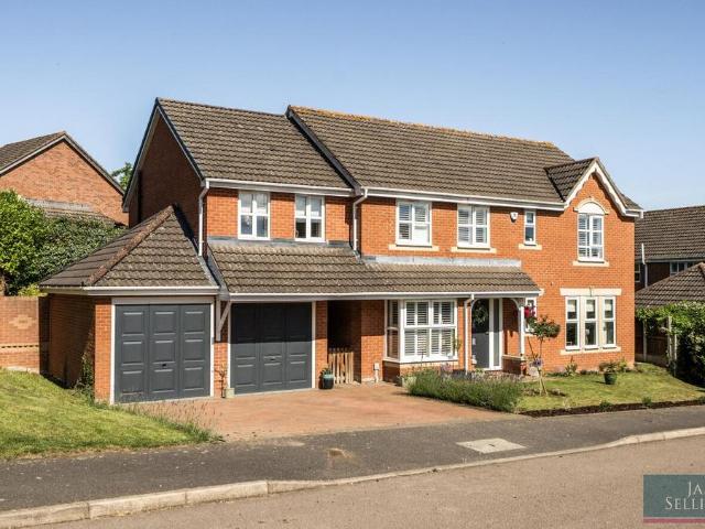 House for sale in Stanford On Avon, Leicestershire