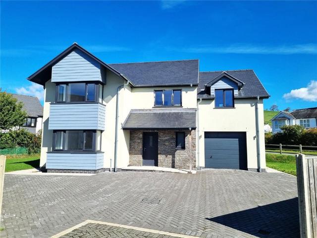 House for sale in Glanwern, Wales