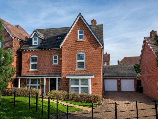 House for sale in Hagley, Bromsgrove
