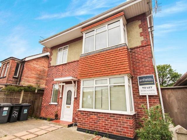 House for sale in Talbot Village, Bournemouth