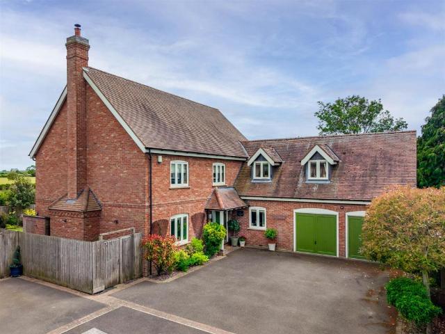 House for sale in Brentingby, East Midlands