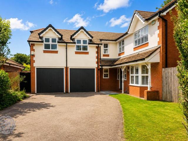 House for sale in Hollins, Bury
