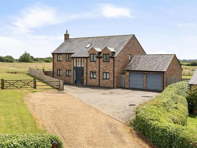 House for sale in Bedford