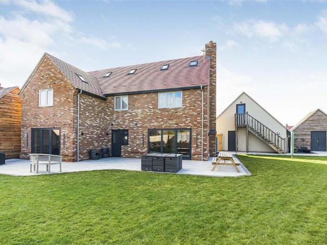 House for sale in Evershot, Oxfordshire
