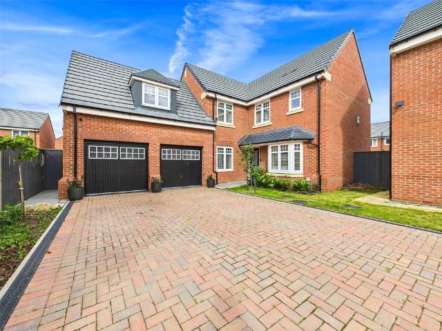 House for sale in Hatfield, South Yorkshire