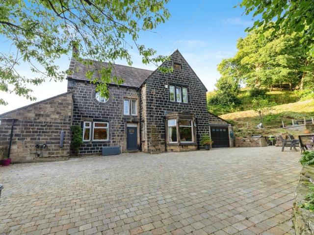 House for sale in Portsmouth, Todmorden