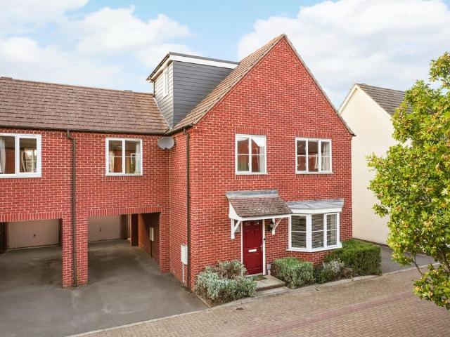 House for sale in Broughton Gate, Milton Keynes