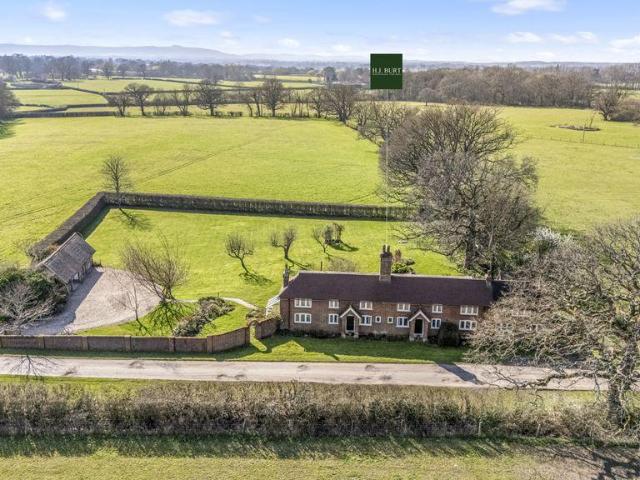 House for sale in Horsham, West Sussex