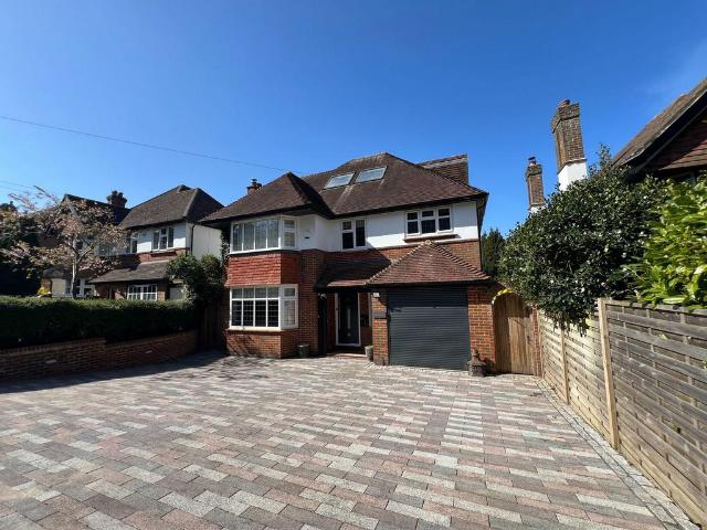 House for sale in Old Coulsdon, Kenley