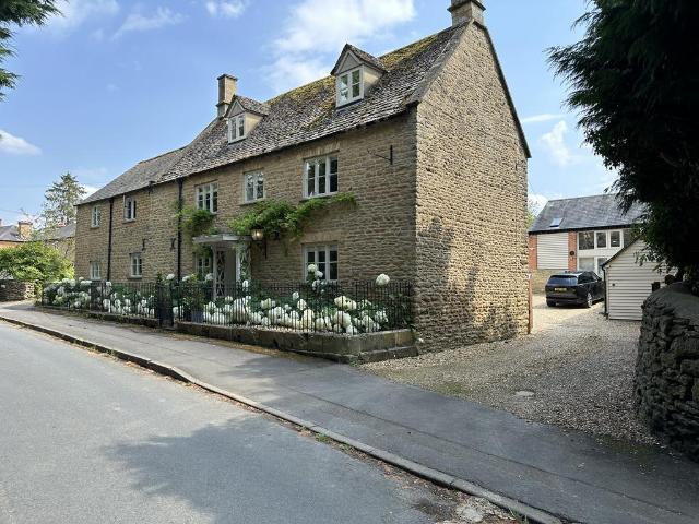 House for sale in Cherington, Stratford-on-Avon