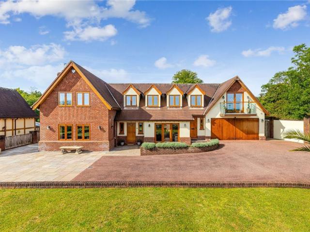 House for sale in Broadsands, Galmpton